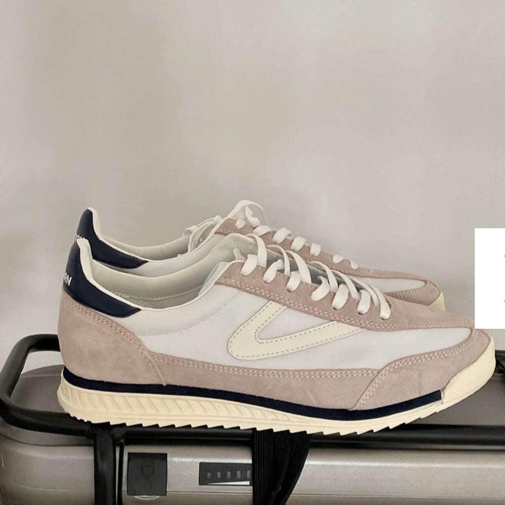 Tretorn Rawlins 8 Sneaker (size 8.5)